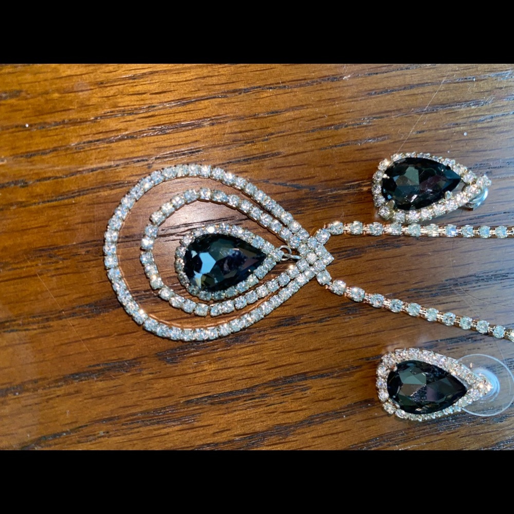 Necklace & Matching Earrings